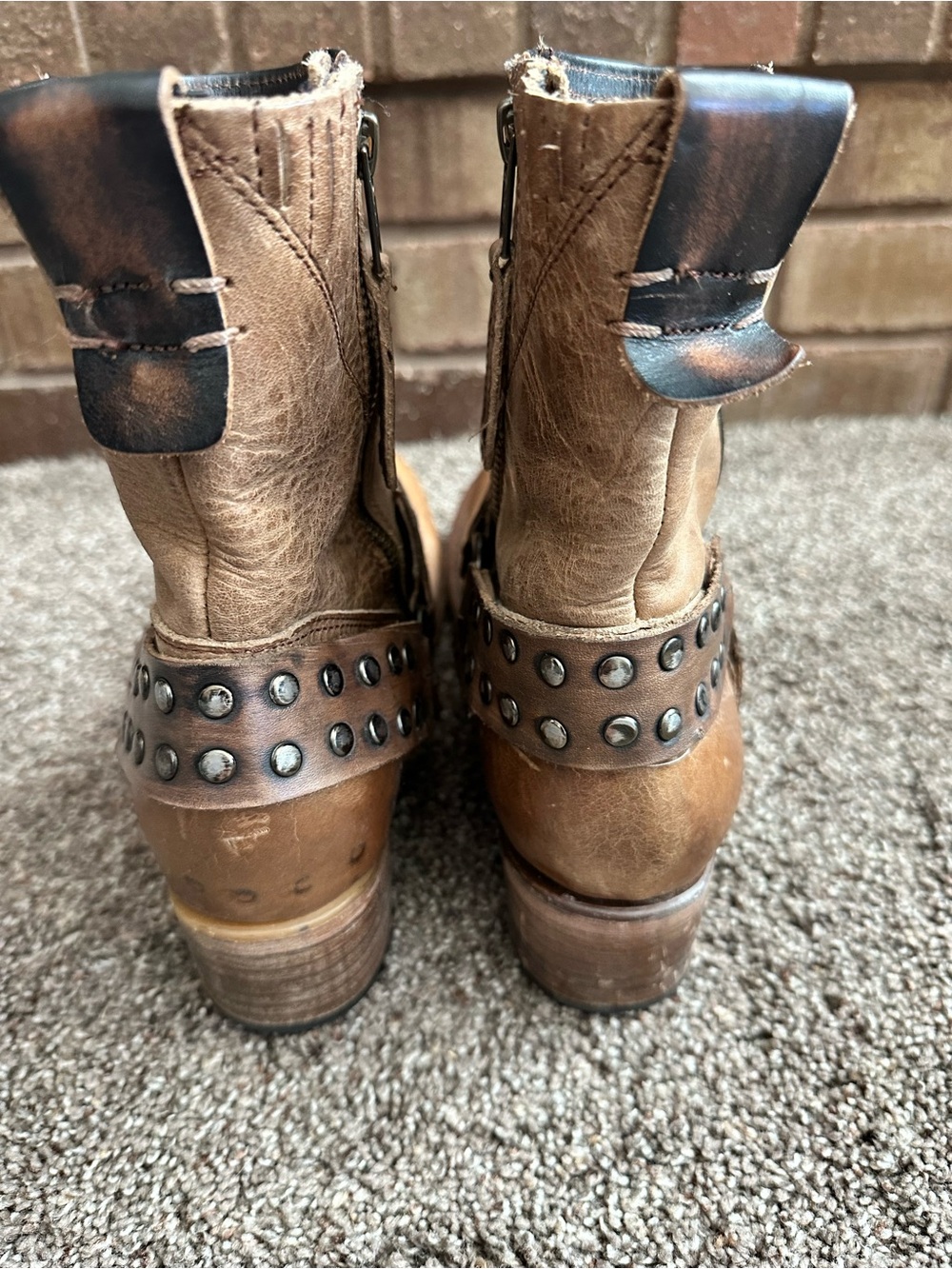 Freebird by Steven RAMONE Studded Leather Harness Ankle Boots Tan Beige Size 9 - Picture 9 of 9